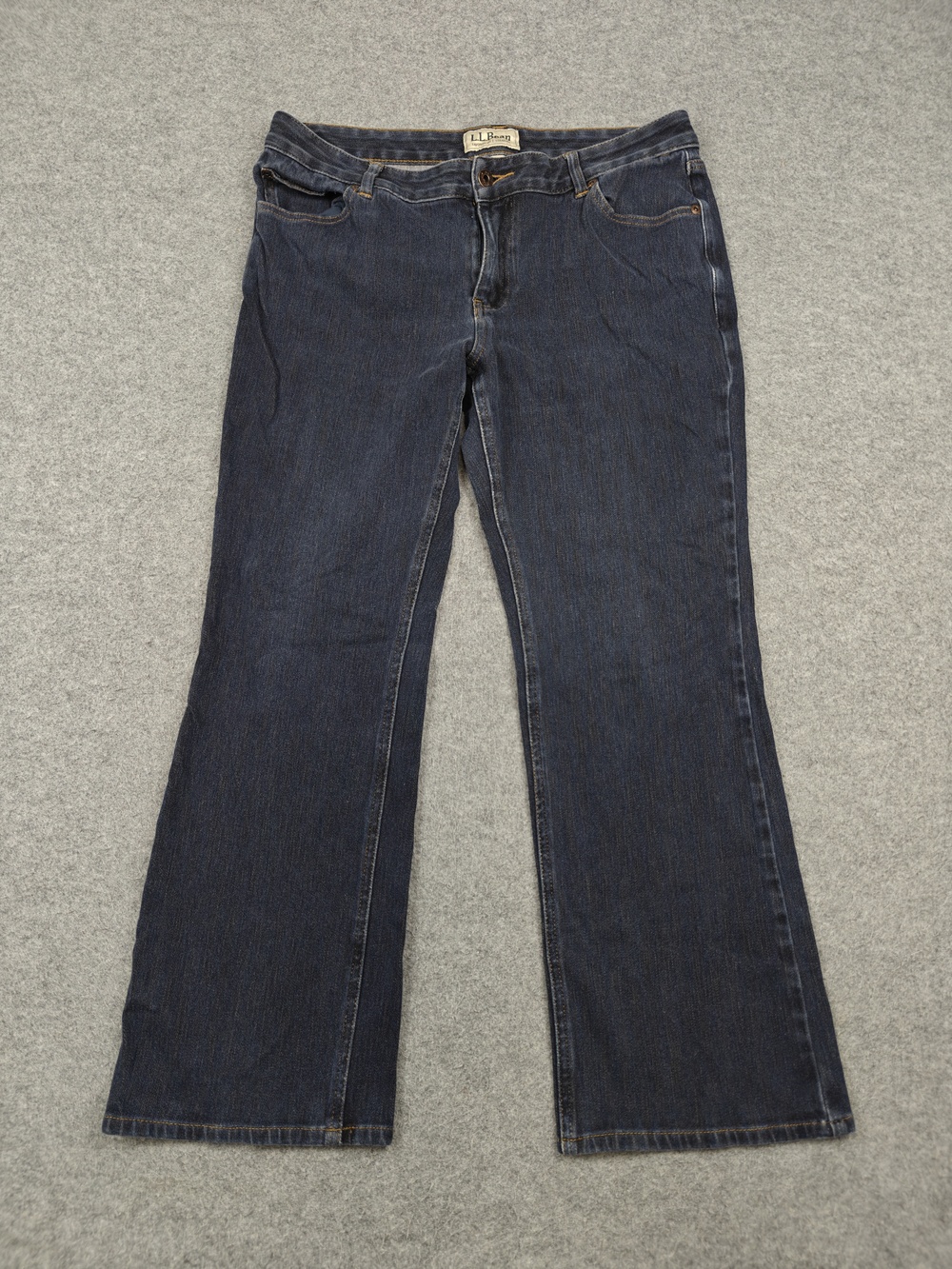 L.L. Bean Jeans Womens 12 Petites Blue Straight Dark Wash Stretch Pockets